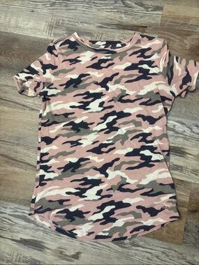 PINK Victoria's Secret Pink Camo Short Sleeve Tee